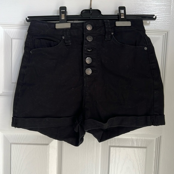 YMI Button Fly 5 pocket High Rise Short Black - Picture 1 of 5